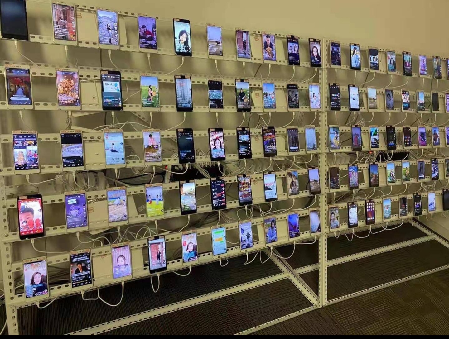 多宝抖AI智能抖音抢红包福袋脚本,防风控单机一天10+【智能脚本+使用教程】