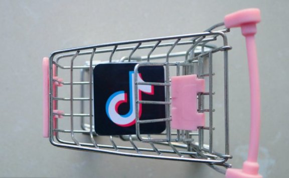 抖音摆脱“叫卖式”直播,这些技巧需要掌握！