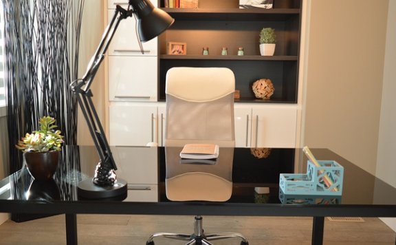 学生暑假兼职做什么好,分享5个适合学生假期做的兼职