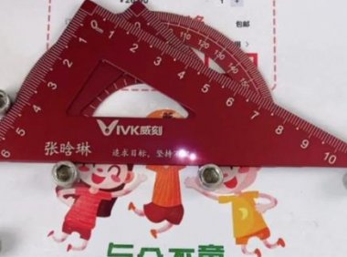 零门槛易操作，半无人直播玩法，半个月卖了2万单！