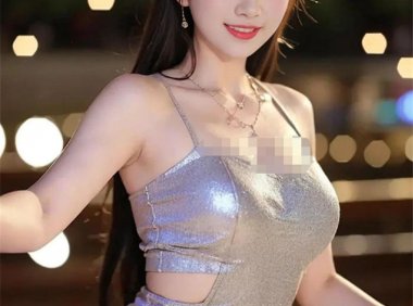 利用AI绘画美女赚钱,轻松日入200+
